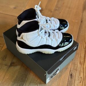 Air Jordan 11 Retro